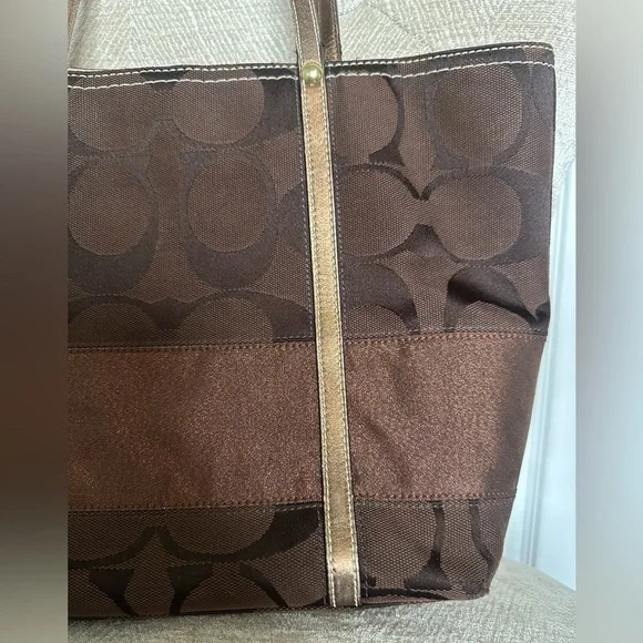 Coach Vintage Tote 11098 (Brown with Metallic Bronze Trimming) - Picture 3 of 16